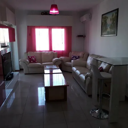 Apartment Karaolis *